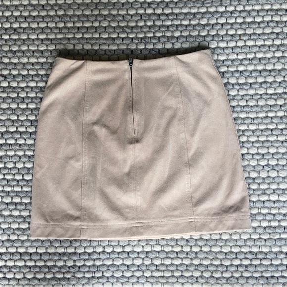 Wild Honey mini skirt - Picture 3 of 3